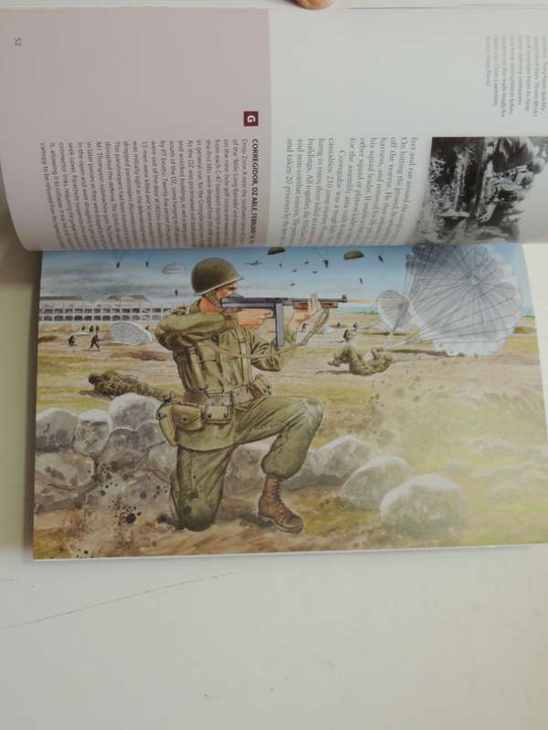 Osprey Warrior Series: US Army Paratrooper In The Pacific Theater 1943-45  Gordon L Rottman
