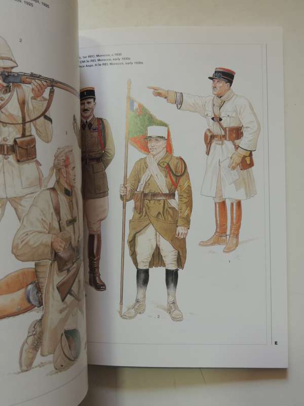 Osprey Men-At-Arms Series: French Foreign Legion 1914-1945  Martin Windrow