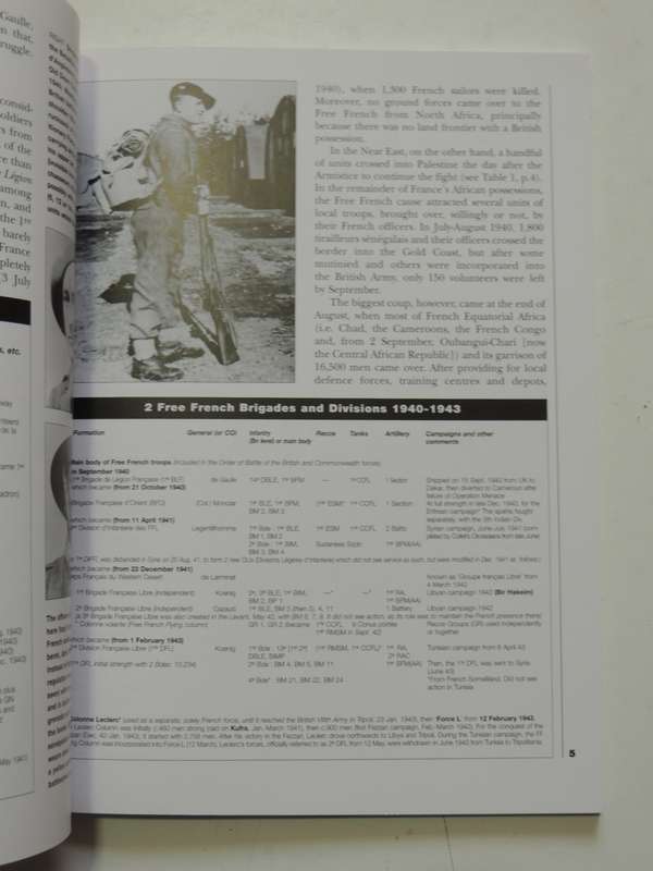 Osprey Men-At-Arms Series: The French Army 1939-45 (2) Ian Sumner & Francois Vauv
