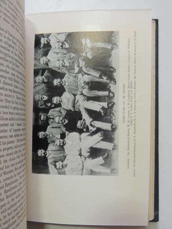 African Treasures - Sixty Years Among Diamonds & Gold - William P. Taylor