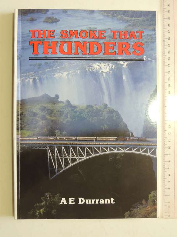 The Smoke That Thunders - A.E. Durrant
