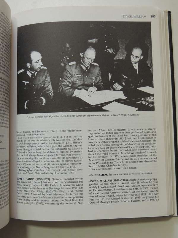 Encyclopedia Of The Third Reich - Dr Louis L. Snyder