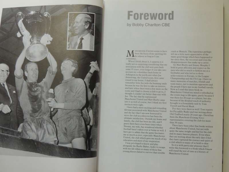 The Hamlyn Illustrated History of Manchester United - Tom Tyrrell & David Meek