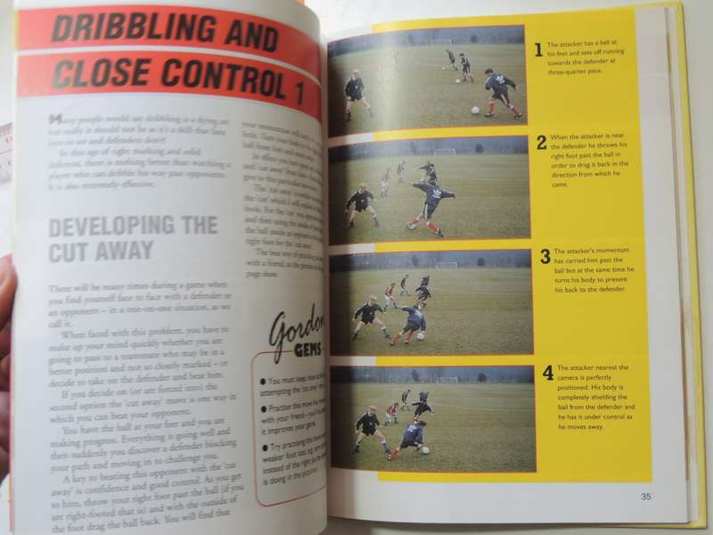 Gordon Strachan`s Step-by-Step Soccer Skills