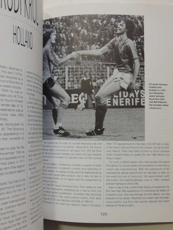 The World Cup 1930 - 1990 Sixty Glorious Years of Soccer`s Premier Event - Jack Rollin
