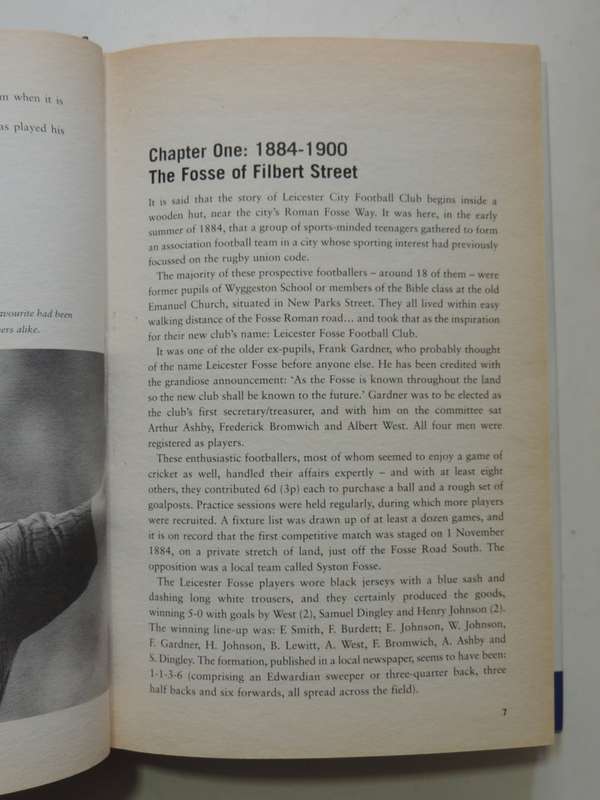 The Essential History of Leicester City - Tony Matthews