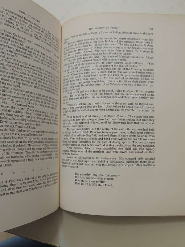 Indaba My Children  - Vusamazulu Credo Mutwa    2nd printing 1965