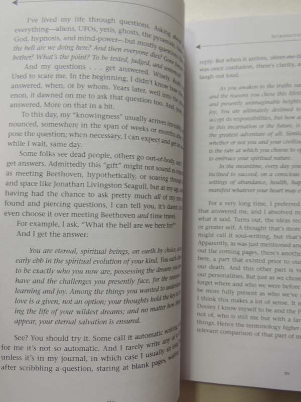 Life On Earth, Understanding Who we are, How we Got Here, What May Lie Ahead - Mike Dooley