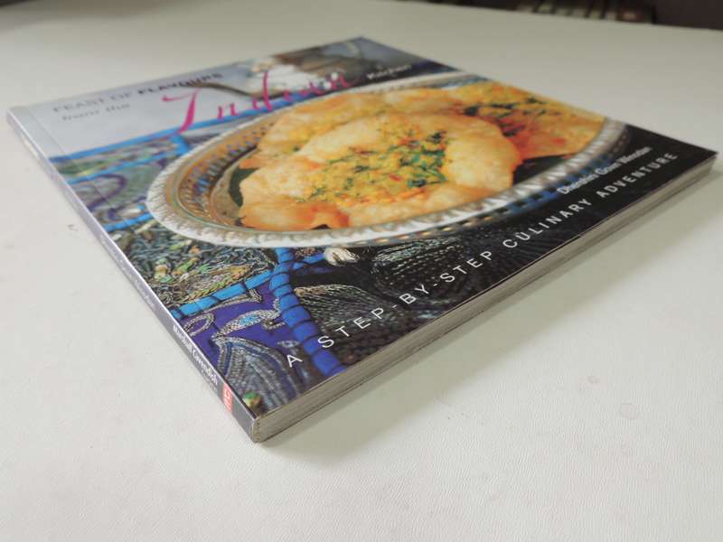 Feast Of Flavours From The Indian Kitchen, Step by Step Guide to Culinary .- Dhershini Govin Winodan