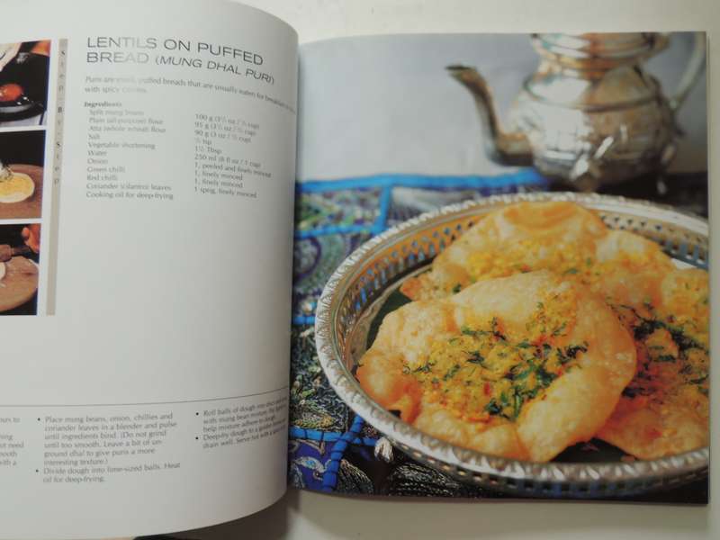 Feast Of Flavours From The Indian Kitchen, Step by Step Guide to Culinary .- Dhershini Govin Winodan