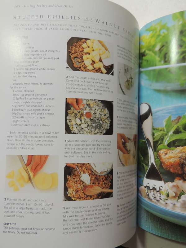 The Chili-Lover`s Cookbook, Add Fire to your Cooking...140+ Spicy Recipes - Jenni Fleetwood