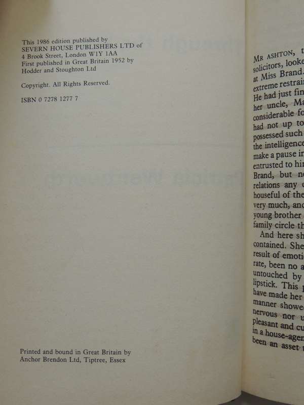 Through The Wall - A Miss Silver Mystery - Patricia Wentworth  1986