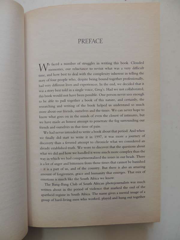 The Bang-Bang Club, Snapshots from a Hidden War - Greg Marinovich, Joao Silva  -  1st Edition 2000