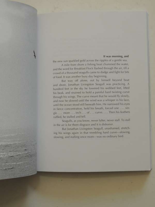 Jonathan Livingston Seagull, A Story - Richard Bach  The Complete Edition, Incl Rediscovered Part 4
