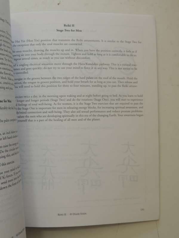 Essential Reiki, A Complete Guide to an Ancient Healing Art - Diane Stein