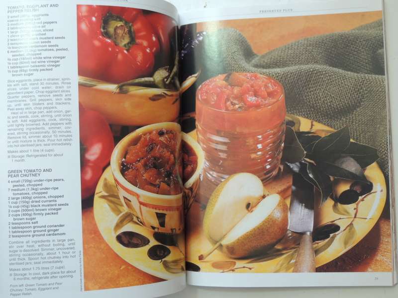 Tomato Cookbook -   Australian Women's Weekly