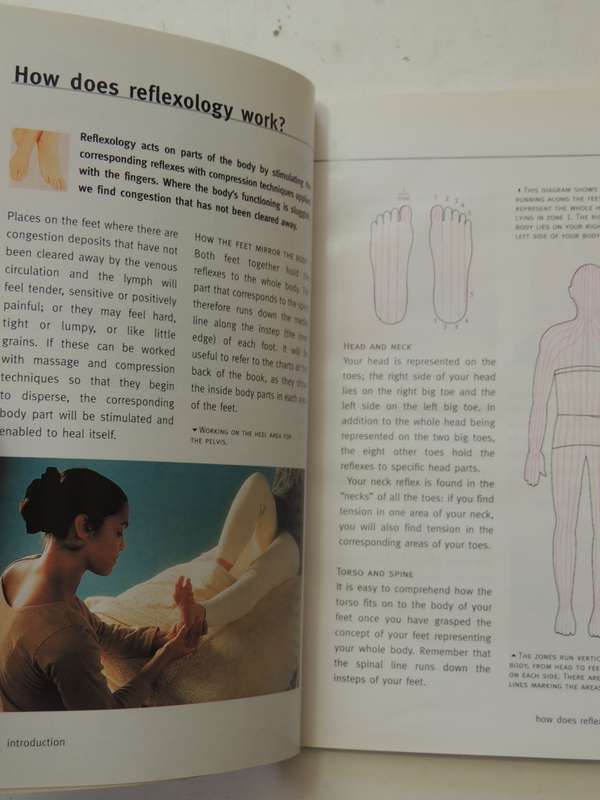 Healing With Reflexology, Guide/Foot & Hand Massage /Enhanced Health & Wellbeing - Rosalind Oxenford