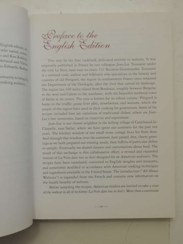 The Walnut Cookbook- Jean-Luc Toussaint, Betsy Draine, M Hinden