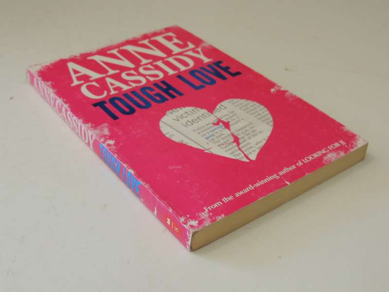 Tough Love - Anne Cassidy