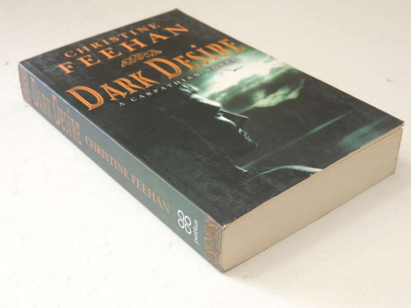 Dark Desire - A Carpathian NovelChristine Feehan