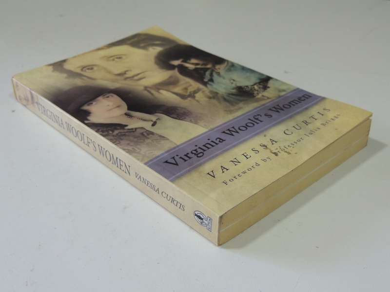Virginia Woolf's Women - Vanessa Curtis