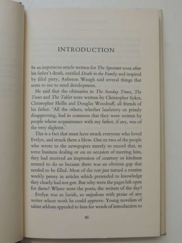 Evelyn Waugh, Portrait of a Country Neighbour by Frances Donaldson