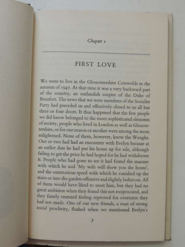 Evelyn Waugh, Portrait of a Country Neighbour by Frances Donaldson