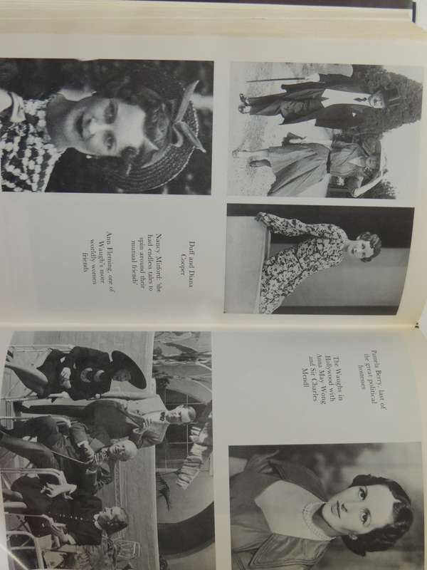 Evelyn Waugh, A Biography - Selina Hastings