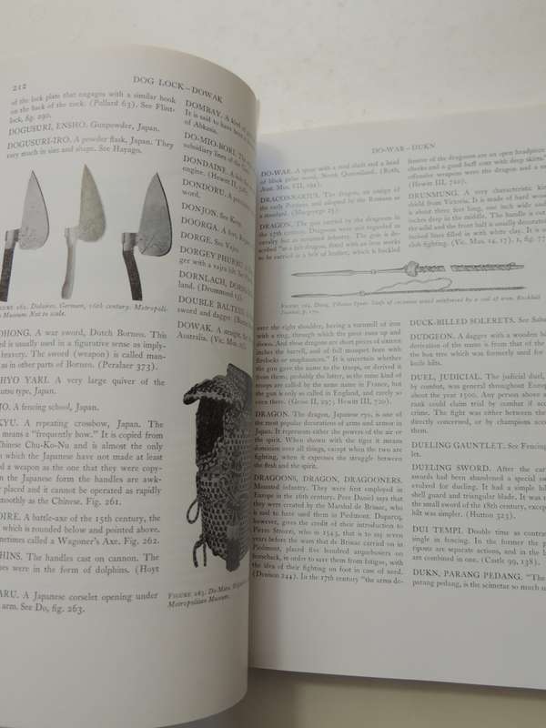 A Glossary Of The Construction, Decoration And Use Of Arms And Armour - George Cameron Stone