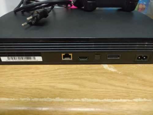 PS3 Slim with controller