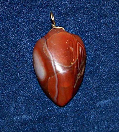 Beautiful 3cm Carnelian Gemstone Necklace Pendant