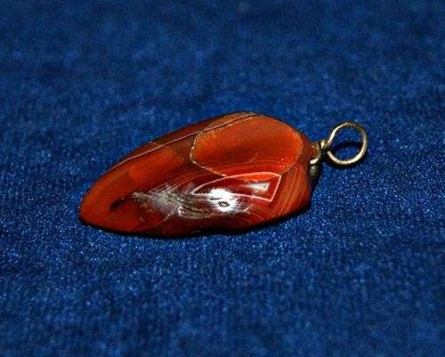 side view beautiful gorgeous stunning gem gemstone stone diamond sapphire crystal necklace style rare scarce authentic genuine loop hoop amazing cute incredible magic heal health holistic necklace addition closing soon red hot closing soon low lowest price crazy auction