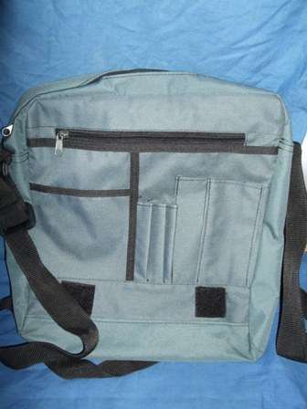 Metropolitan black grey qualsa Business Laptop notepad notebook Bag compartments Second Hand Great Condition shoulder strap laptop mobile tablet sack carrier excellent perfect nice wow amazing zip zipper clothes accessory manager office promotion trendy collectible collect rare scarce unique brand backpack rucksack back pack ruck sack study work job last one unusual odd good find Flap space documents adjust adjustable clip length width medium big small student school meeting men men's accessories clothing southern africa conference sa group elegant velcro closing soon bargain cheap low price sale one gift present boss secretary manager supervisor worker staff member collegue birthday christmas fathersday new year valentines day valentinesday fathers day father dad brother granddad grandfather boyfriend friend male unisex handbag travel crazy tuesday wacky wednesday snap friday special weekend auction bid buy now 