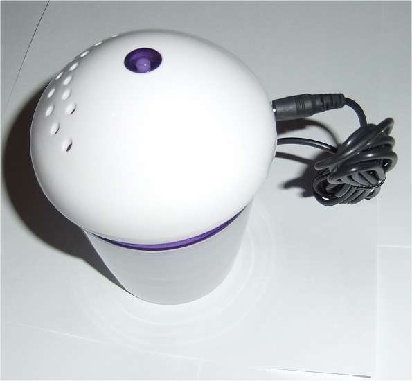 Mini USB 100ml Portable Air Purifier (Humidifier) Mist with Night Light Aroma Diffuser