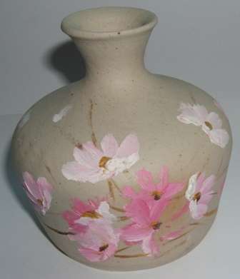 Short small round Clay flower vase white pienk flowers light grey beige Hand Painted Lovely Decorative Piece collector collection collect display beautiful antique flower flowers decor decoration design interesting shades of colour art craft crafted made sculped pottery home gift present birthday valentinesday christmas new year holiday mothersday closing soon must have bid buy now crazy tuesday wacky wednesday snap friday weekend special auction cheap low price bargain sale 