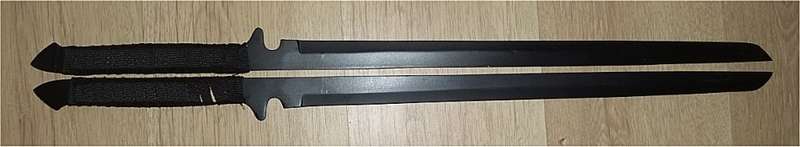 twin duel dual daggers edge keen kirito ninpou nin assassin creed assassins assassin's must have auction closing soon buy now bidorbuy sale deal discount discounted import imported unknown special scarce rare quality composition mild folded steel carbon
