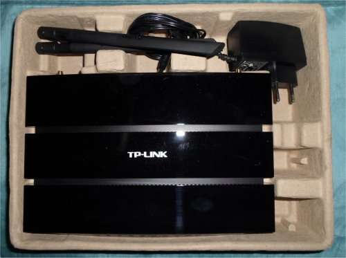 TP-Link N600 Wireless Dual Band Gigabit Router (TL-WDR3600) - 2.4Ghz and 5Ghz with Twin USB Ports
