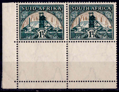 UNION OF SA 1933- 1948, pair, FLAG ON CHIMNEY, MH, CV R 500.00 view scans