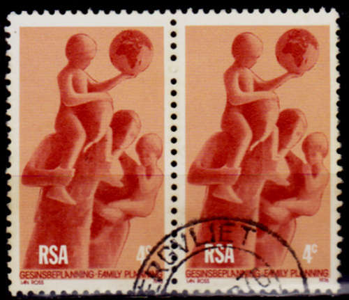 RSA 1976, 5 Nov. FAMILY PLANNING and CHILD WELFARE, single pair, UNH, CV R 2.00 view scans