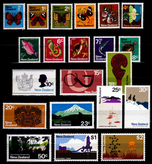NEW ZEALAND 1970 - 1976, Local Motifs, set, MNH, CV +/-R 325.00 view scans