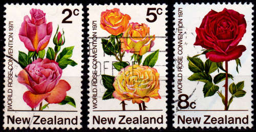 NEW ZEALAND 1971, 3 Nov. 1st Anniv World Rose Convention, set, UH, CV +/-R 25.00 view scans