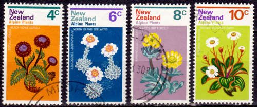 NEW ZEALAND 1972, 7 June. Alpine Plants, set, UH, CV +/-R 90.00 view scans