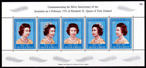NEW ZEALAND 1977, 2 Feb. Silver Jubilee, mini sheet, MNH, CV +/-R 25.00 view scans
