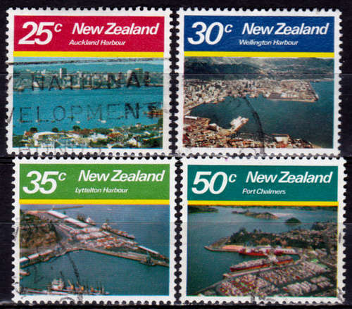 NEW ZEALAND 1980, 4 June. HARBOURS, set, UH, CV +/-R 25.00, view scans