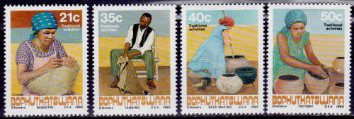 BOPHUTHATSWANA 1990, 4 Oct. TRADITIONAL CRAFTS, set, MNH, CV R 10.00, view scans