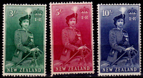 NEW ZEALAND 1954, 1 March. QUEEN ELIZABETH II, set, MH, CV +/-R 1,800.00 view scans