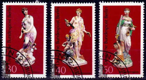 GERMANY BERLIN 1974, 29 Oct. CROCKERY, set, CTO, CV +/-R ?? view scans