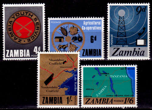 ZAMBIA 1967, 23 Oct. NATIONAL DEVELOPMENT, set, MNH, CV+/-R 40.00, view scans