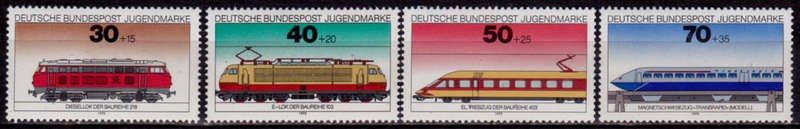 GERMANY 1975, 15 April. YOUTH HOSTEL - TRAINS, set, MH, CV+/- R 70.00 view scans
