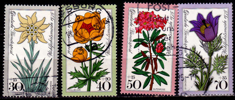 GERMANY 1975, 15 Oct. CHARITY STAMPS - ALPINE FLOWERS, set, UH, CV+/- R 55.00 view scans